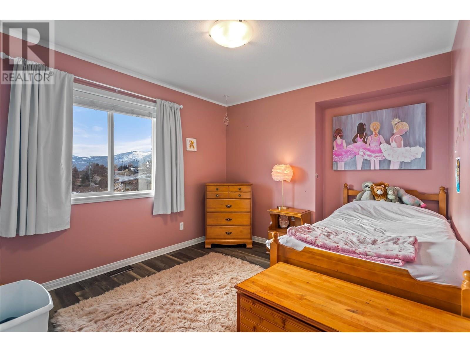 4622 Princeton Avenue, Peachland