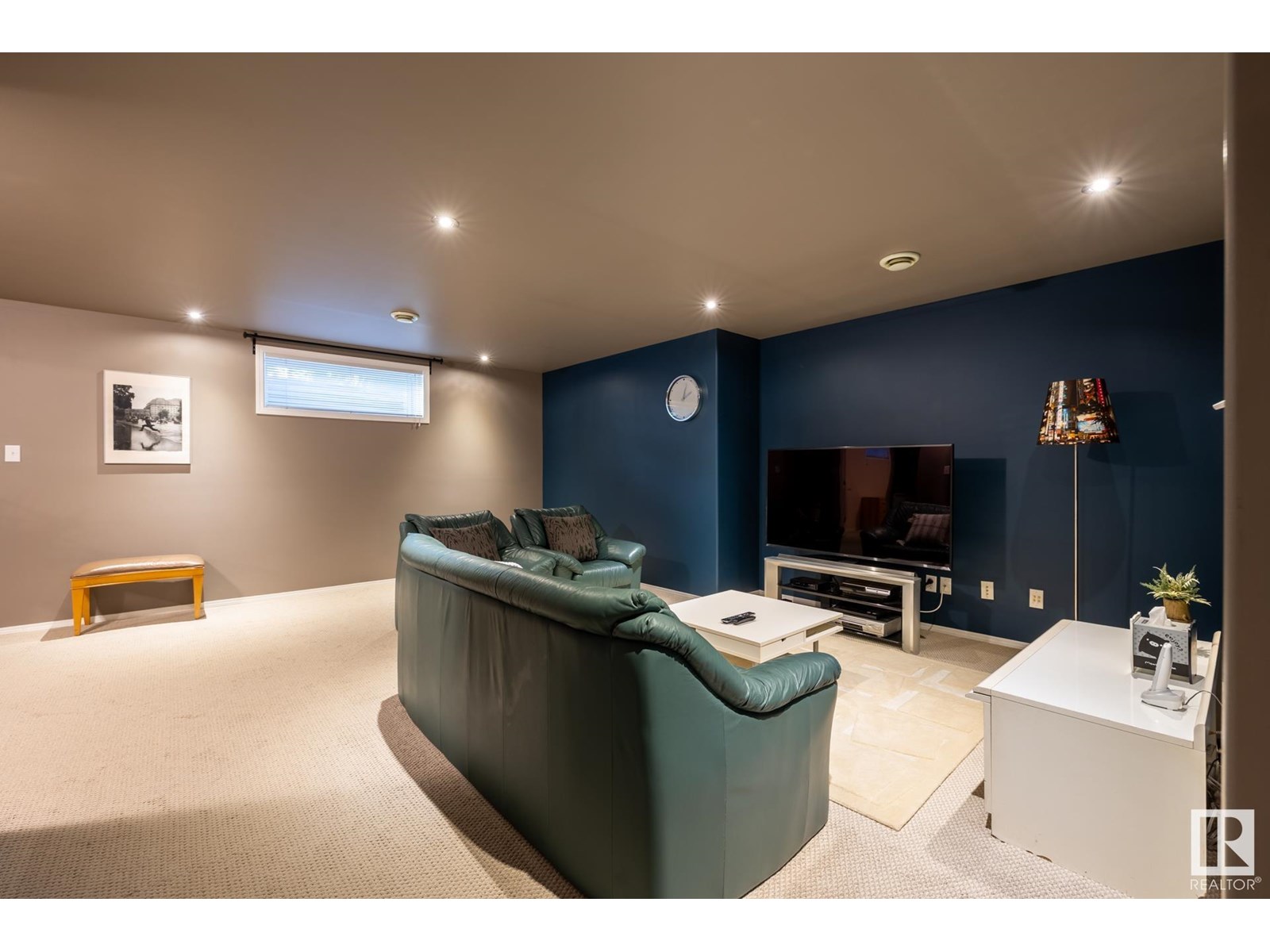 Photo 21 of 357 Blackburn Dr E Sw, Edmonton AB