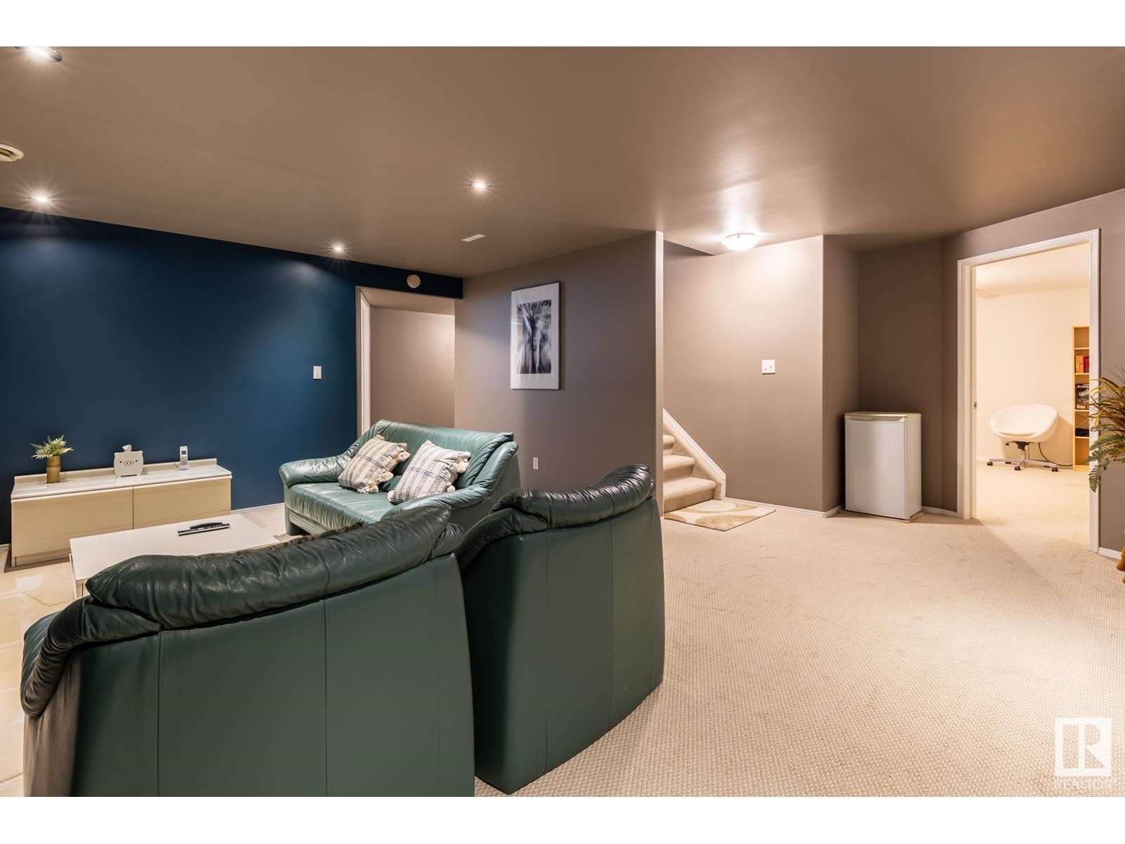 Photo 51 of 357 Blackburn Dr E Sw, Edmonton AB