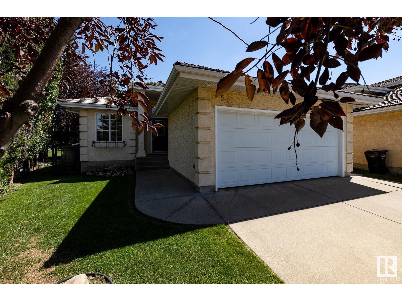 Photo 27 of 357 Blackburn Dr E Sw, Edmonton AB
