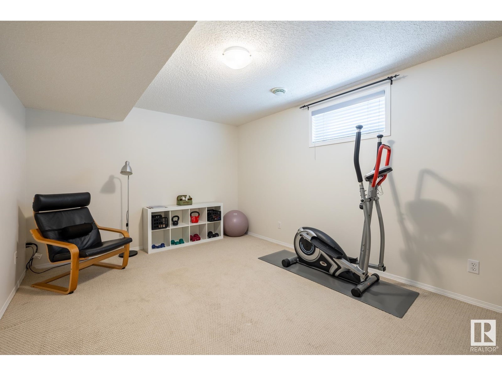Photo 1 of 357 Blackburn Dr E Sw, Edmonton AB