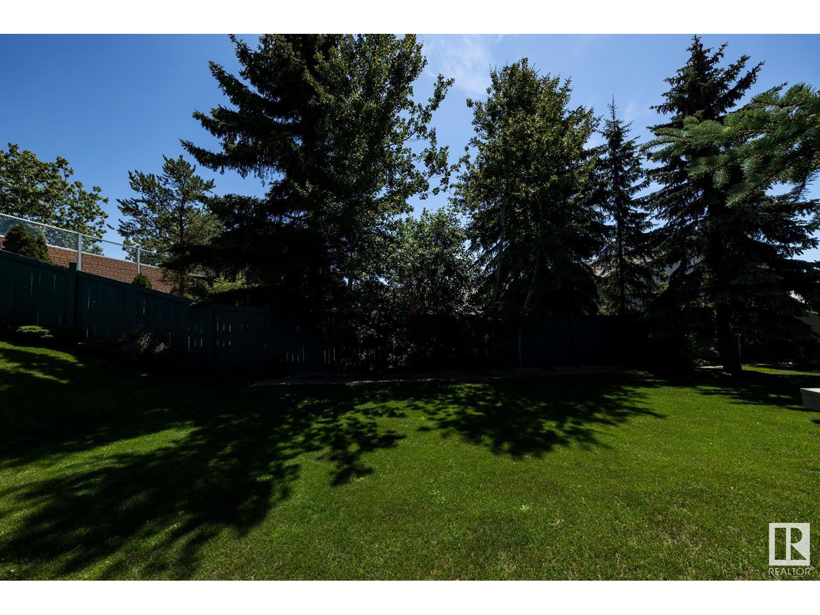 Photo 30 of 357 Blackburn Dr E Sw, Edmonton AB