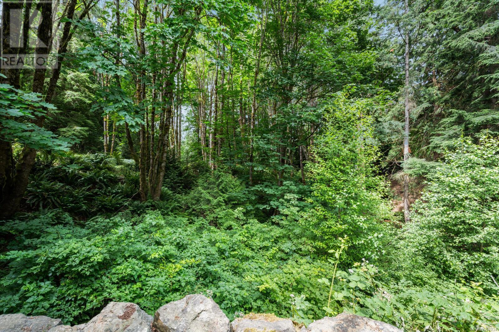 Photo 19 of 2590 Sooke River Rd, Sooke BC