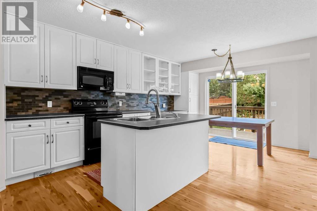 Single Family House for Sale in  Panorama Hills Manor NW Panorama Hills Calgary 