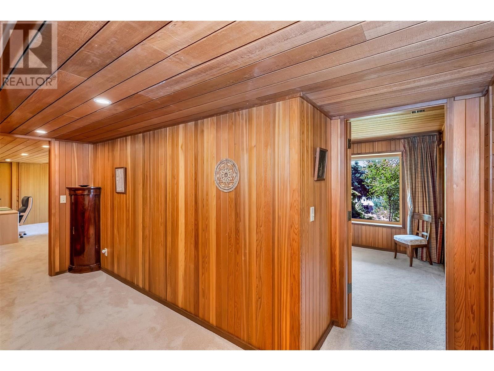 460 Crestview Drive, Coldstream