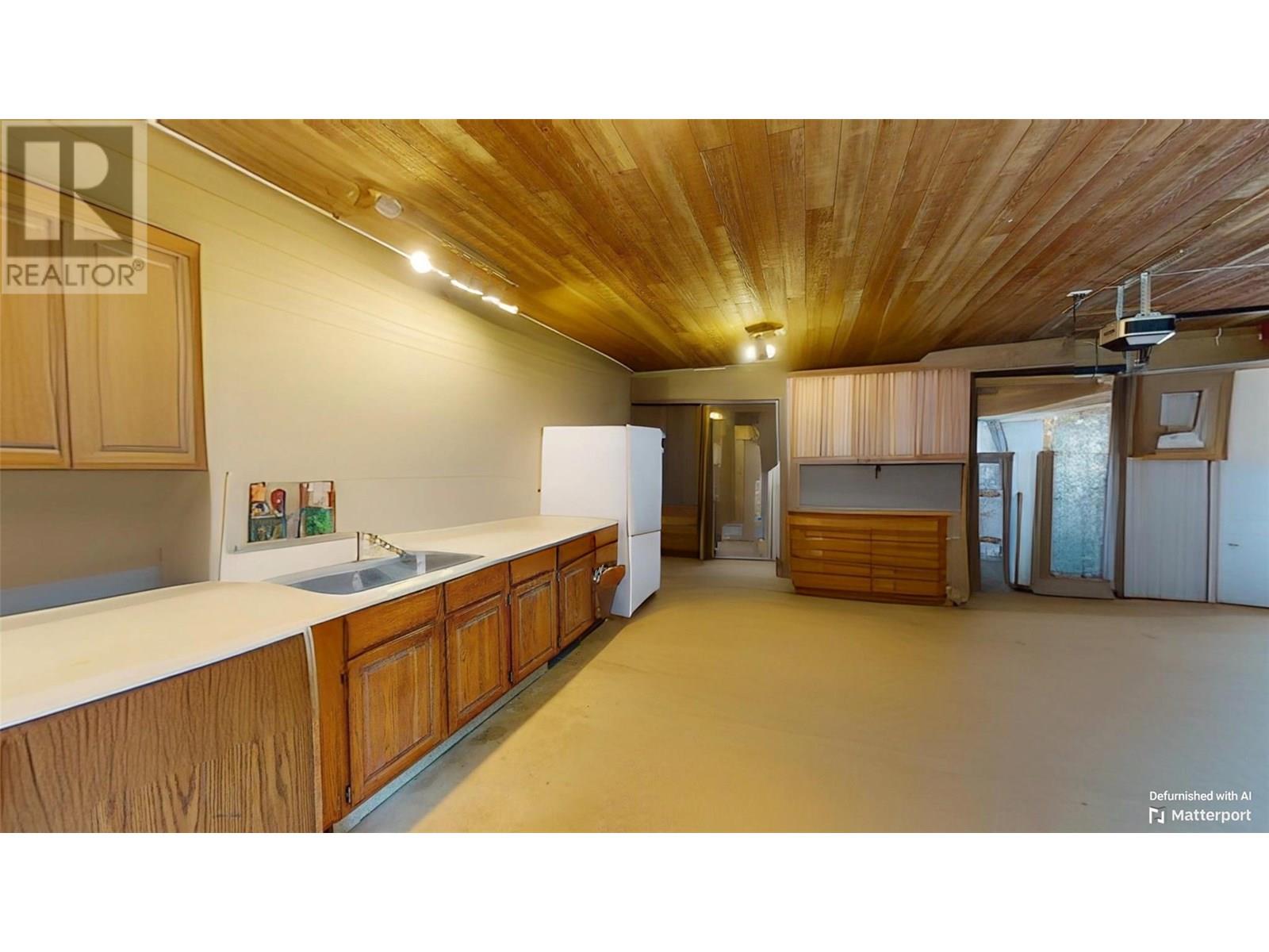 460 Crestview Drive, Coldstream