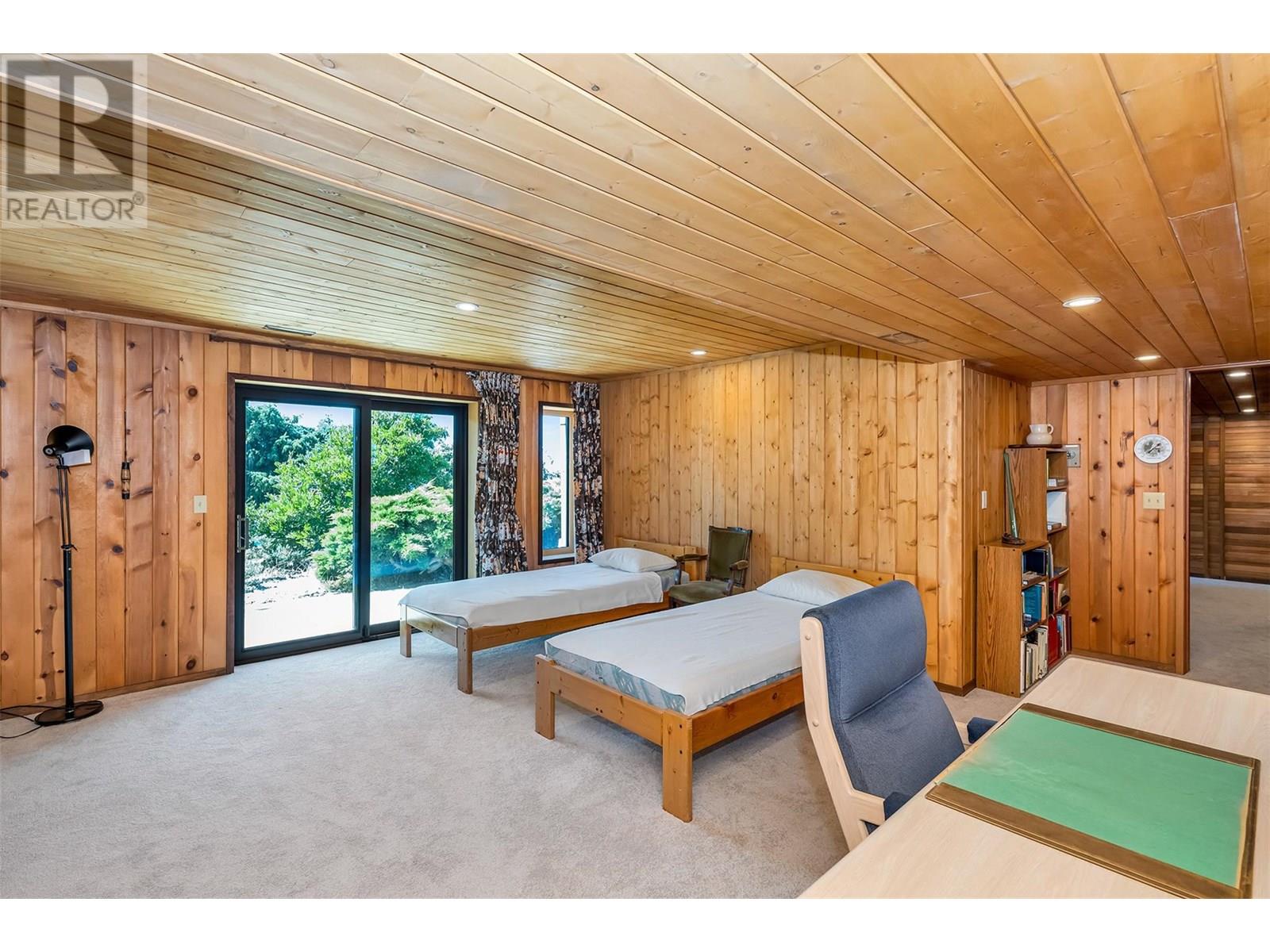460 Crestview Drive, Coldstream