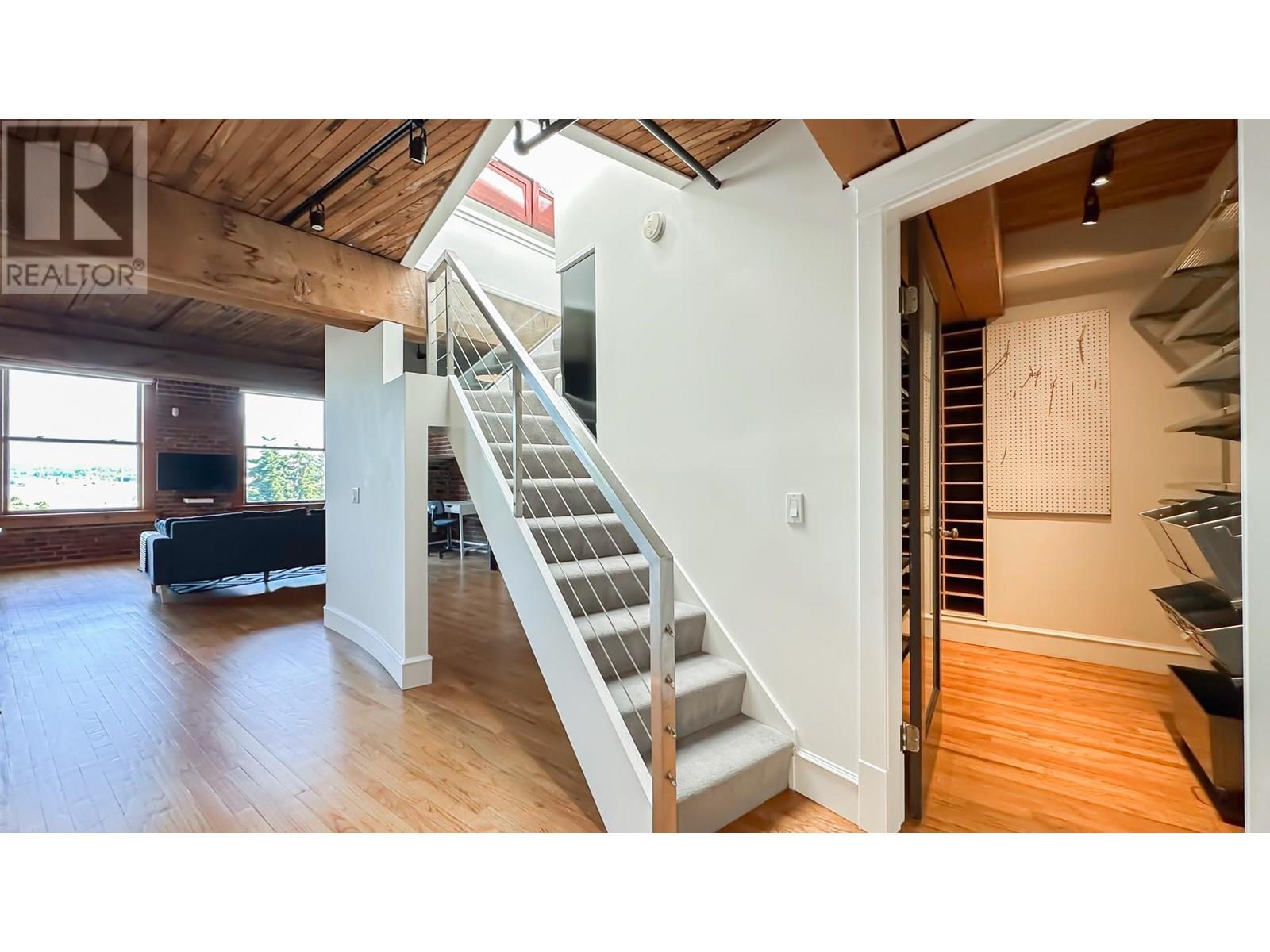 Photo 19 of 702 41 Alexander Street, Vancouver BC