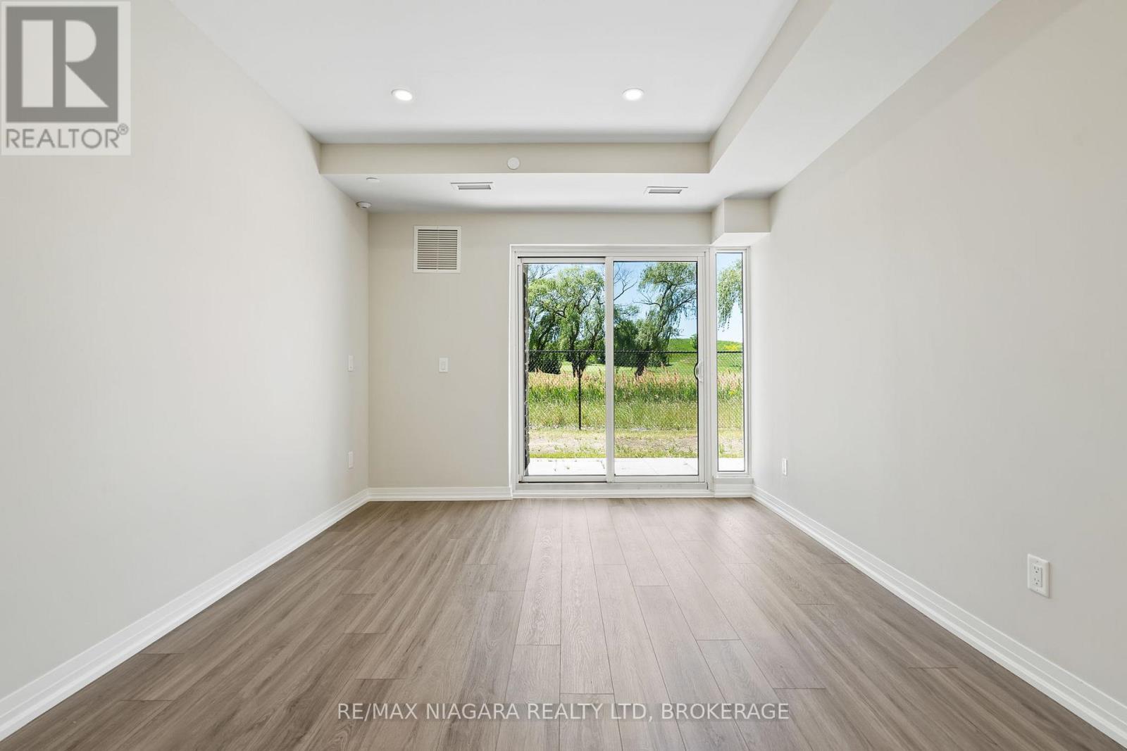 Photo 13 of Gl 07 50 Herrick Avenue, St Catharines ON