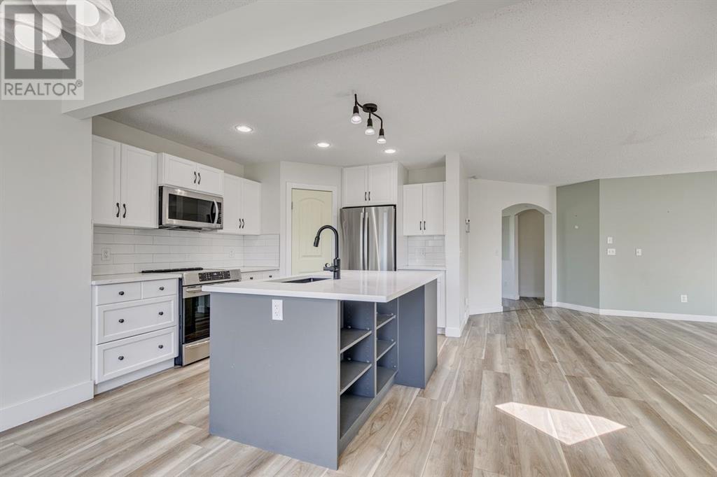 Single Family House for Sale in  Covecreek Close NE Coventry Hills Calgary 