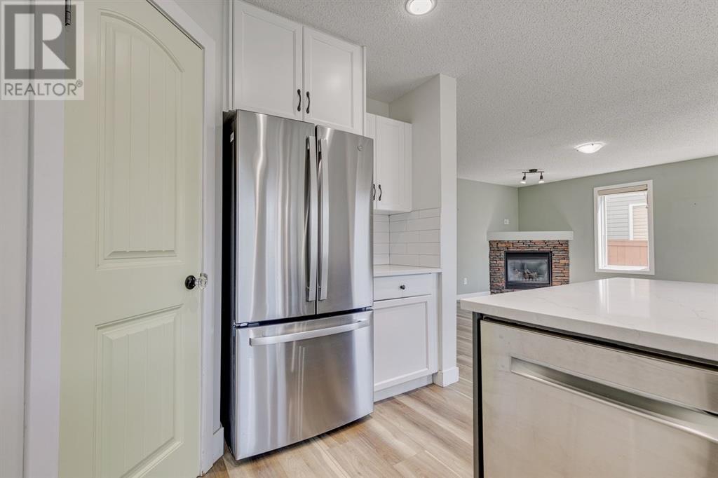Single Family House for Sale in  Covecreek Close NE Coventry Hills Calgary 