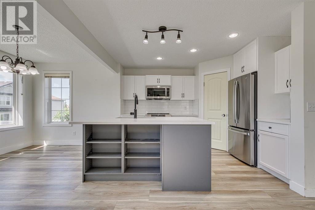 Single Family House for Sale in  Covecreek Close NE Coventry Hills Calgary 