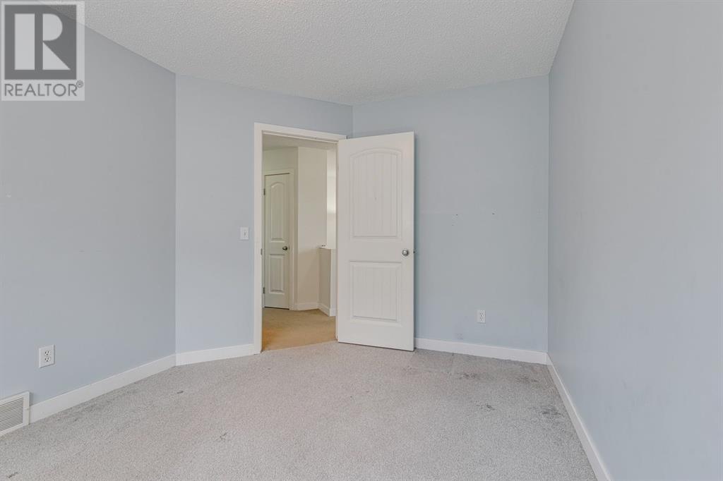 Single Family House for Sale in  Covecreek Close NE Coventry Hills Calgary 