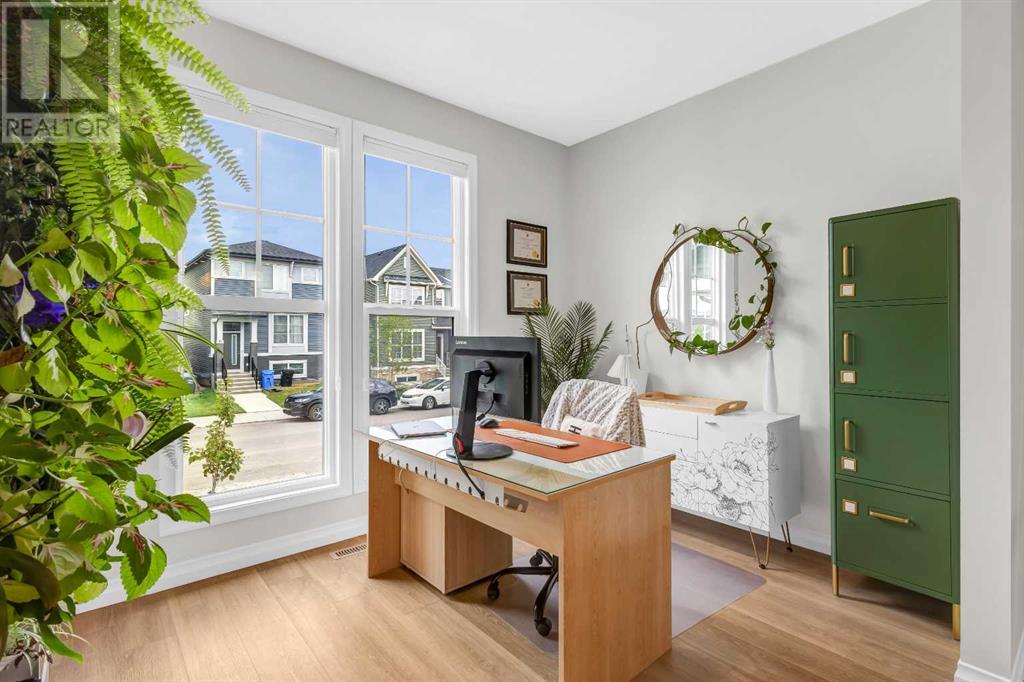 33 Amblefield Passage NW Photo 5 - Calgary Real Estate