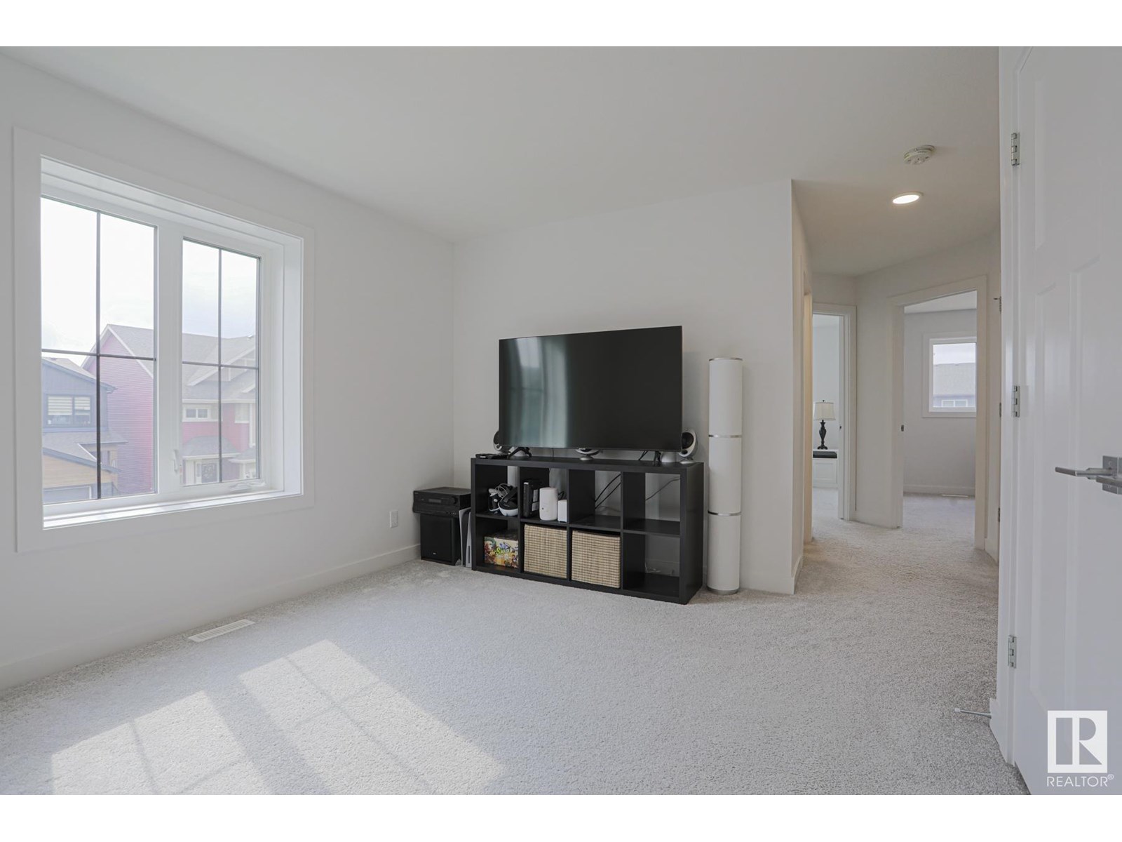 Photo 22 of 1736 Plum Cr Sw, Edmonton AB