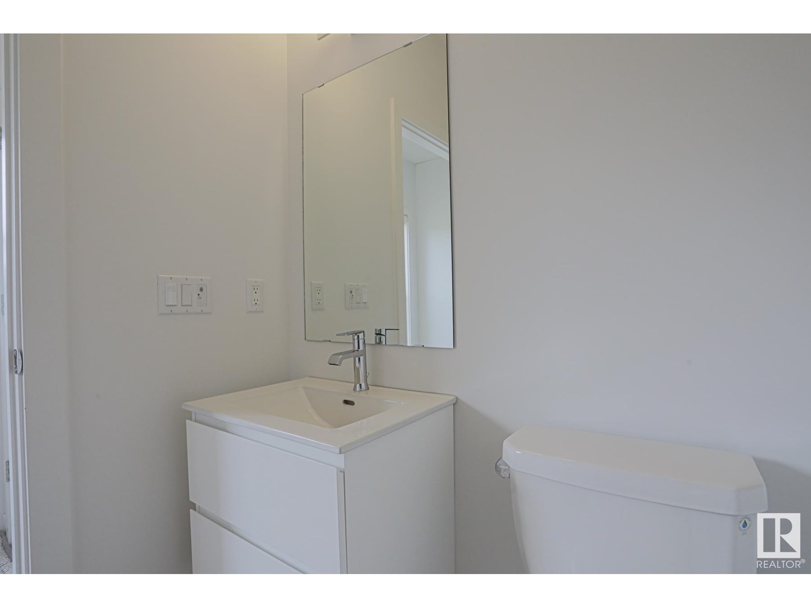 Photo 39 of 1736 Plum Cr Sw, Edmonton AB