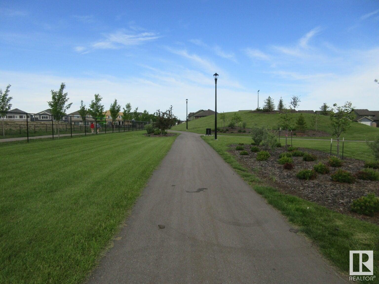 Photo 56 of 1736 Plum Cr Sw, Edmonton AB