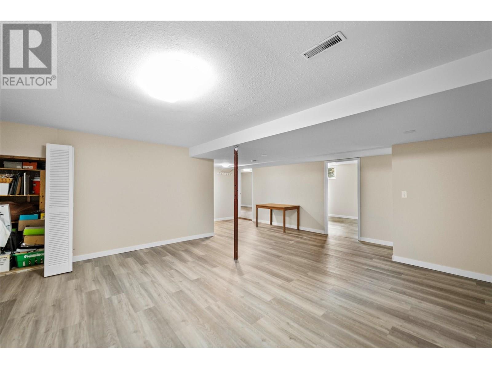 Photo 34 of 2393 Fleetwood Avenue, Kamloops BC