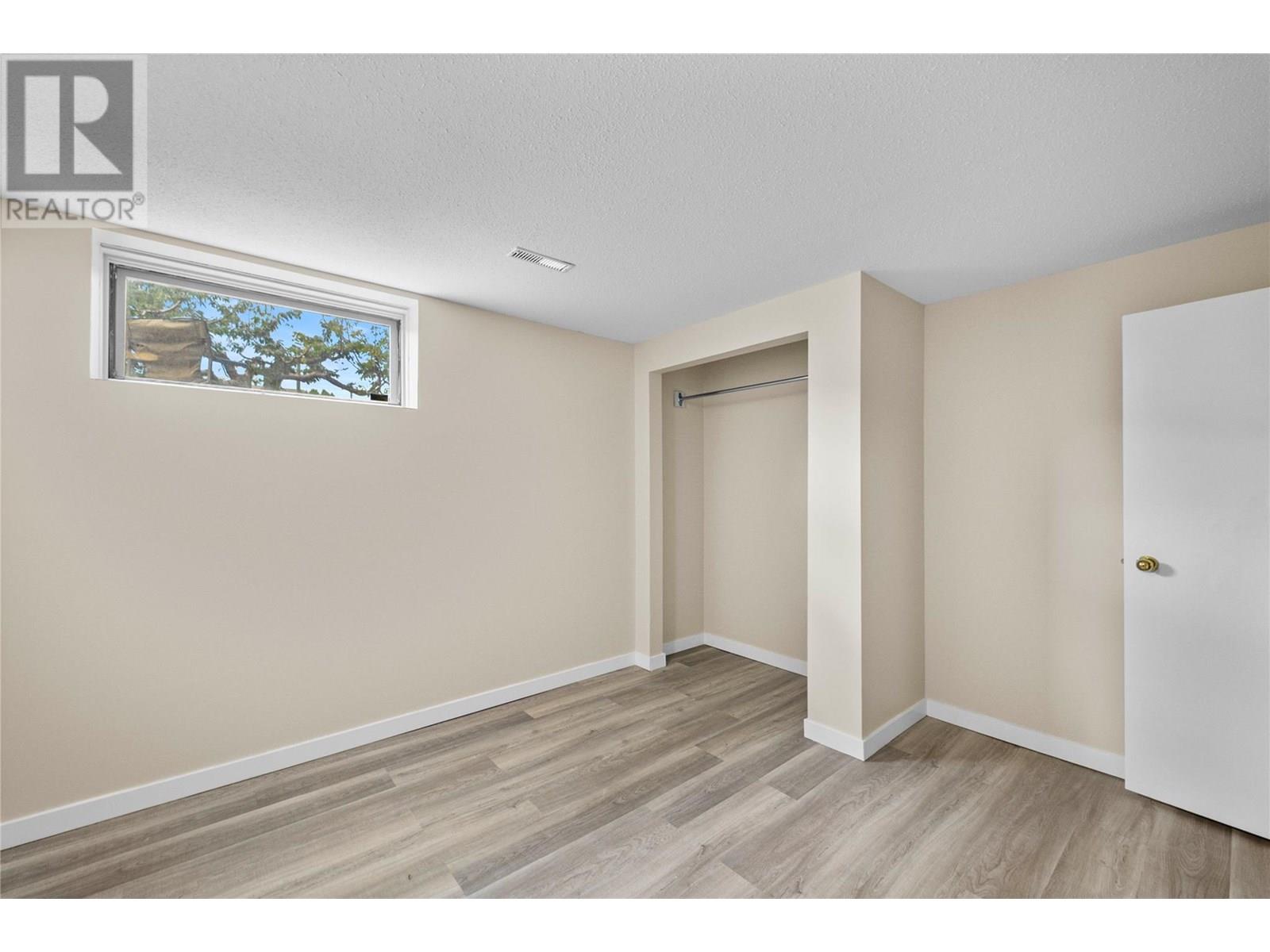 Photo 36 of 2393 Fleetwood Avenue, Kamloops BC