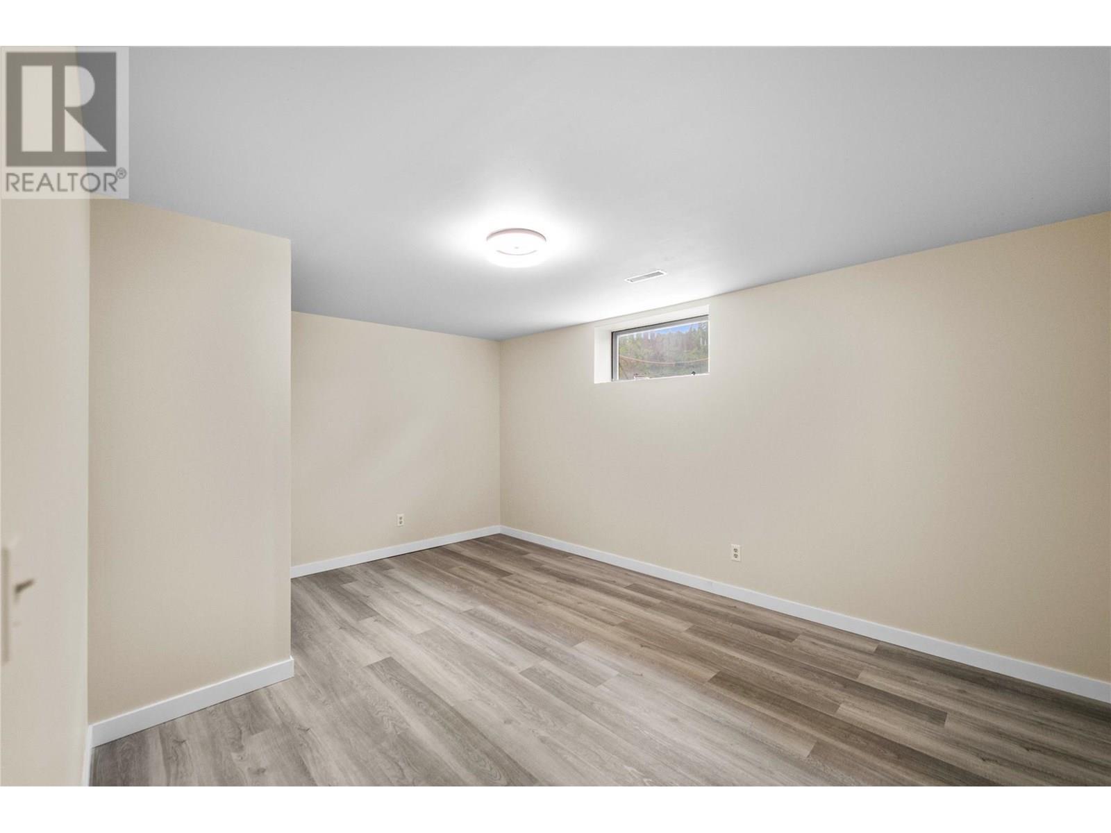 Photo 38 of 2393 Fleetwood Avenue, Kamloops BC