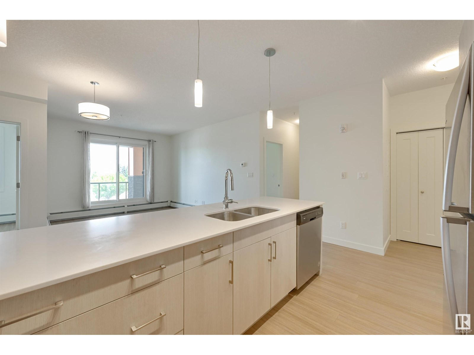Photo 16 of 308 17 Columbia Av, Devon AB