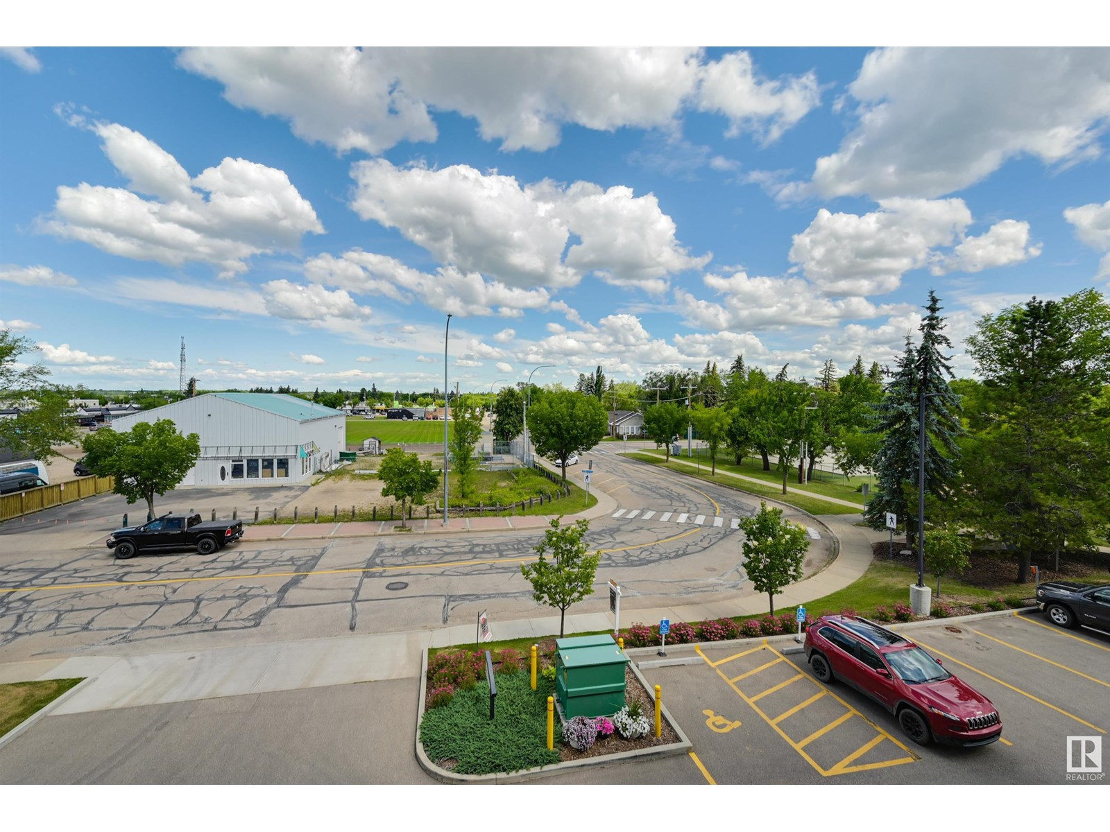 Photo 29 of 308 17 Columbia Av, Devon AB