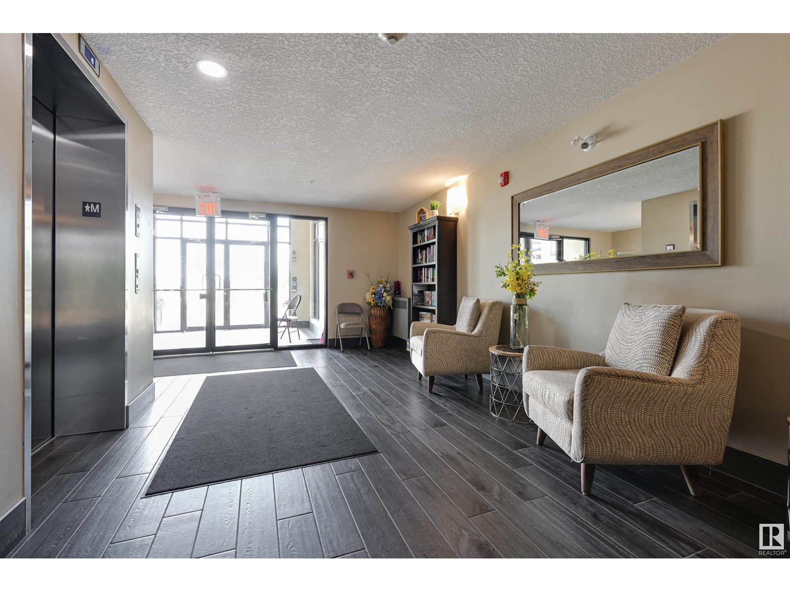 Photo 31 of 308 17 Columbia Av, Devon AB