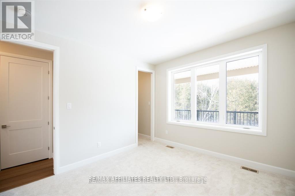 Photo 19 of 103 Rabb Street, Smiths Falls ON
