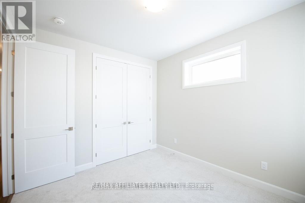 Photo 23 of 103 Rabb Street, Smiths Falls ON