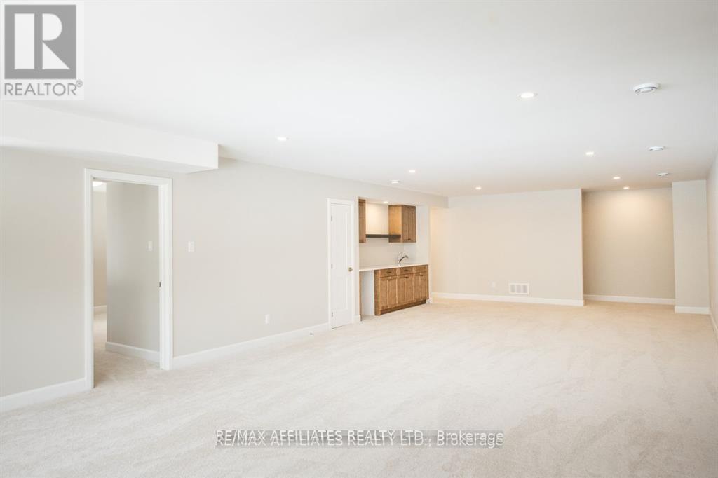 Photo 27 of 103 Rabb Street, Smiths Falls ON