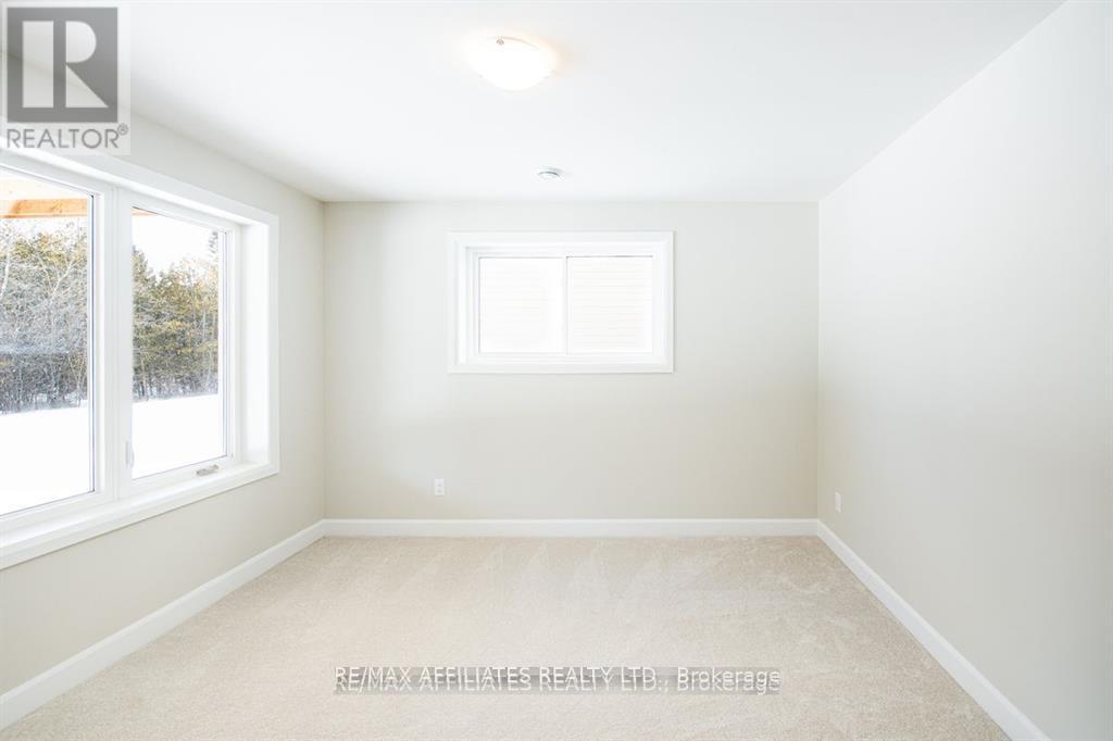 Photo 37 of 103 Rabb Street, Smiths Falls ON