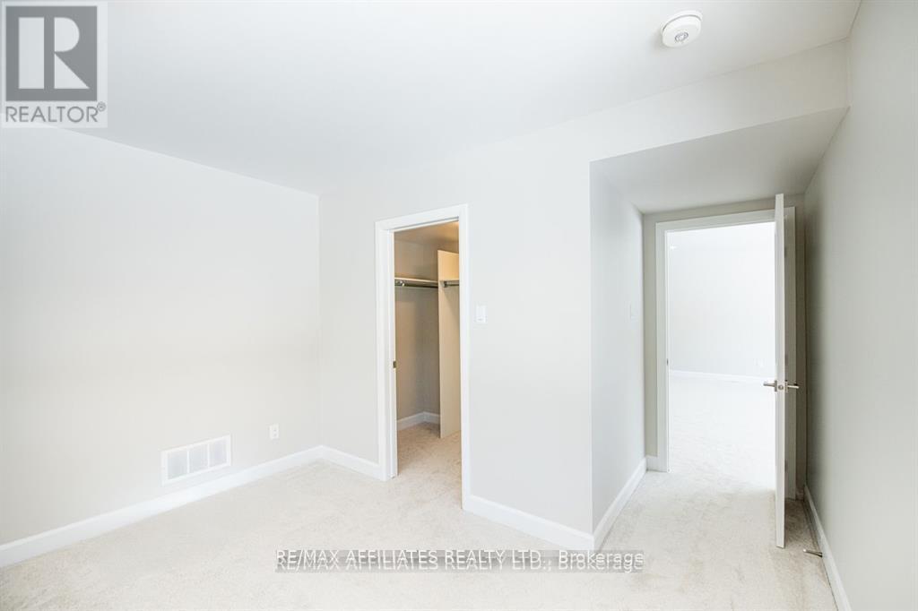 Photo 38 of 103 Rabb Street, Smiths Falls ON