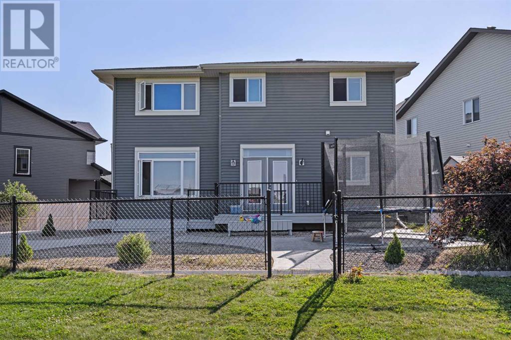 Single Family House for Sale in  Evansfield Place NW Evanston Calgary 
