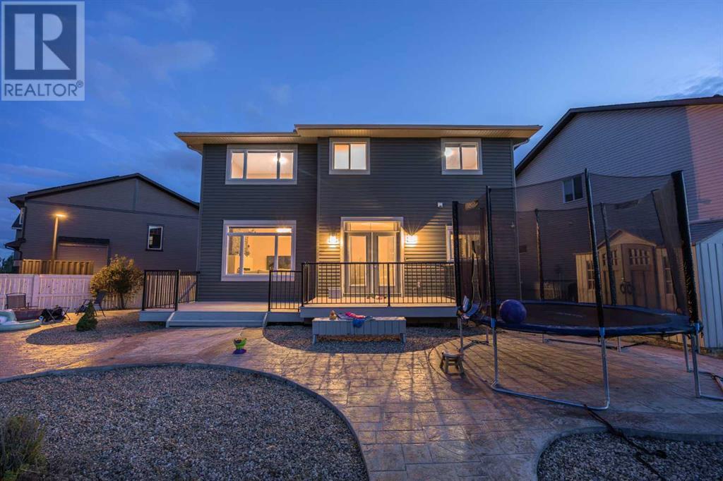 Single Family House for Sale in  Evansfield Place NW Evanston Calgary 