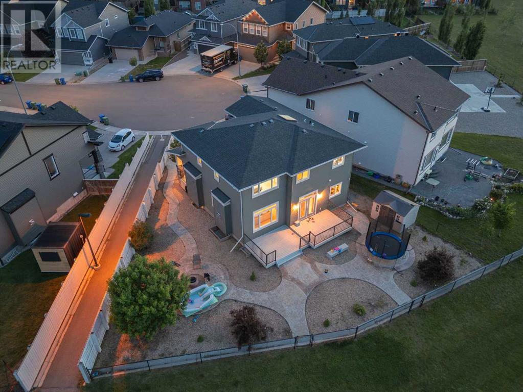 Single Family House for Sale in  Evansfield Place NW Evanston Calgary 