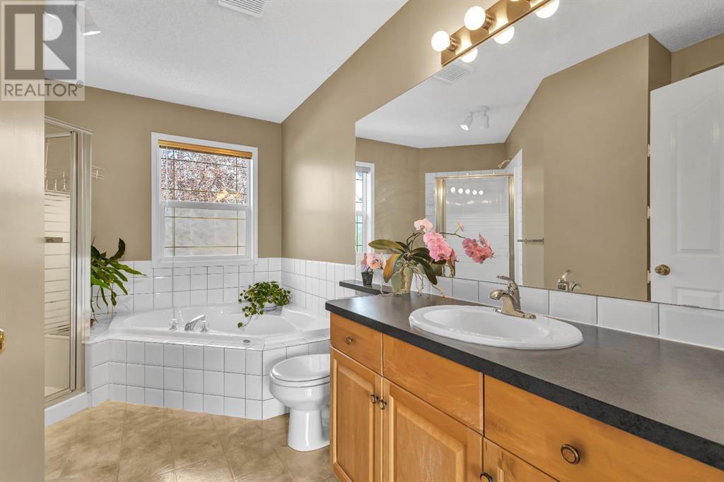 Single Family House for Sale in  Hidden Valley Drive NW Hidden Valley Calgary 
