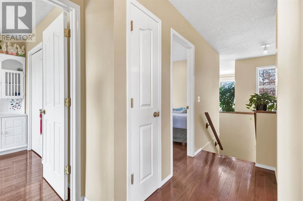 Single Family House for Sale in  Hidden Valley Drive NW Hidden Valley Calgary 
