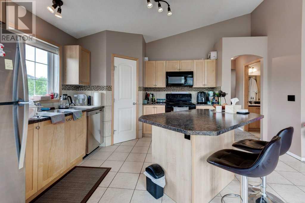 Single Family House for Sale in   Panatella Landing NW Panorama Hills Calgary 