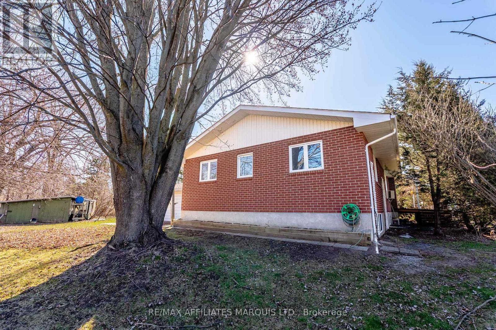 Photo 16 of 10984 County Rd 2 Road, South Dundas ON