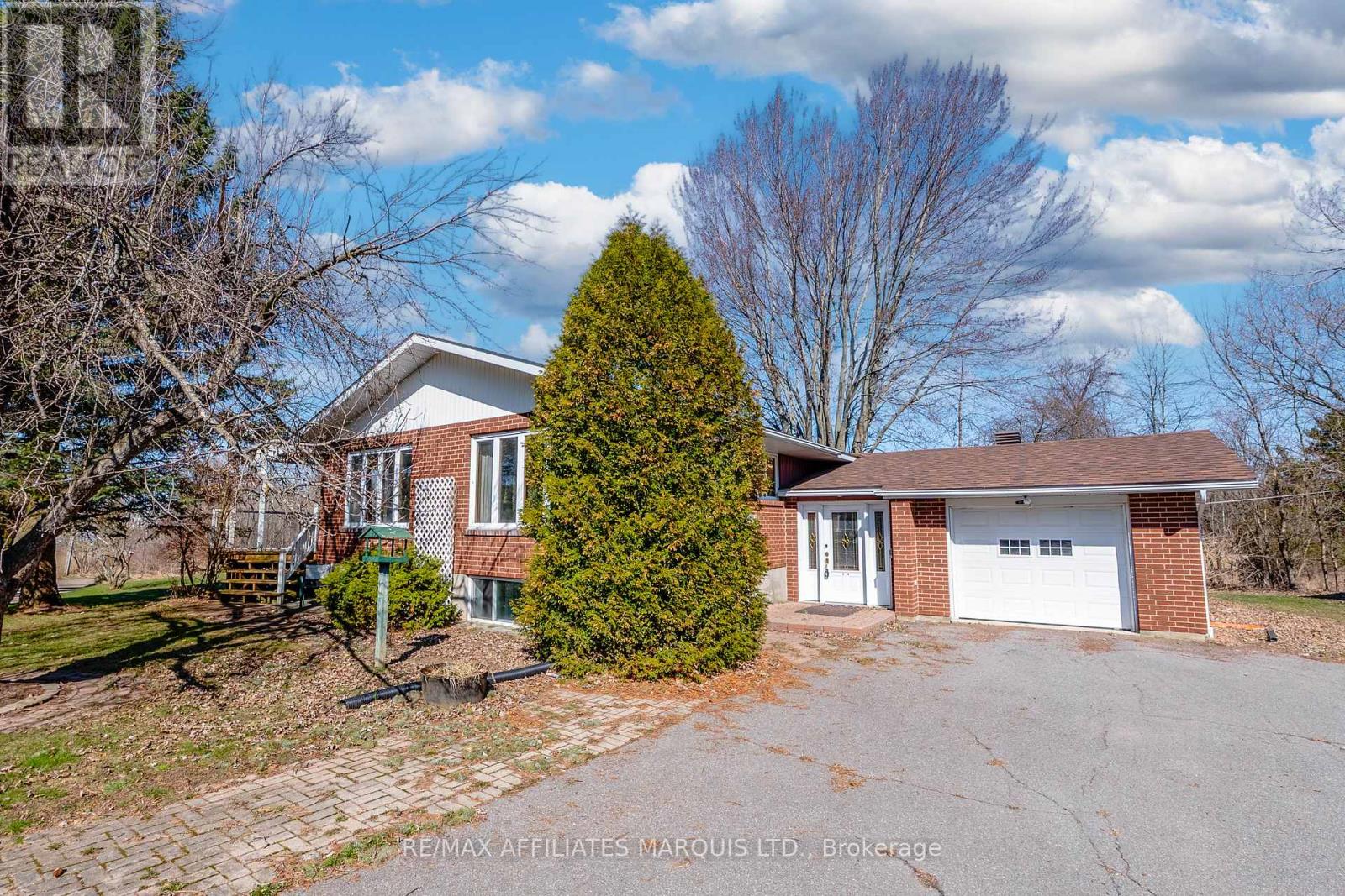Photo 20 of 10984 County Rd 2 Road, South Dundas ON