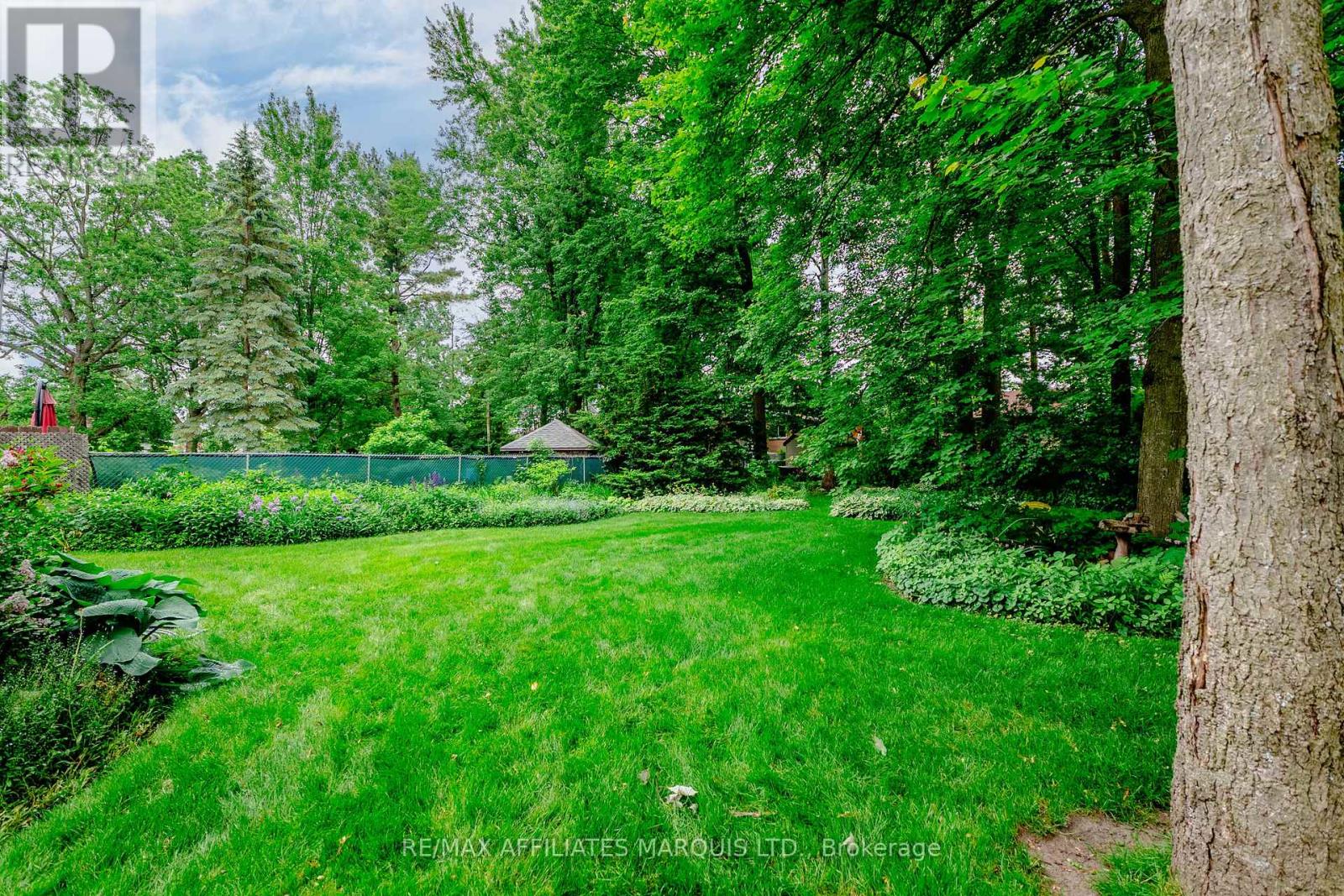 Photo 9 of 1610 Charles Street, Cornwall ON
