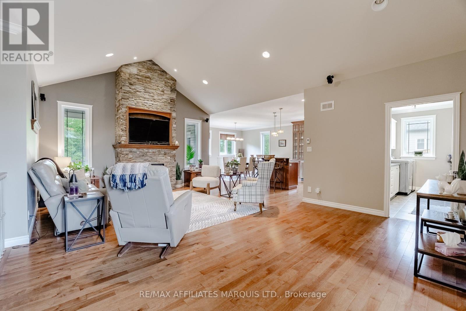 Photo 6 of 20452 Patricia Lane, South Glengarry ON