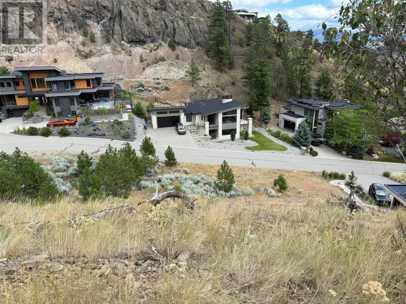  720 Pinehaven Court, Kelowna