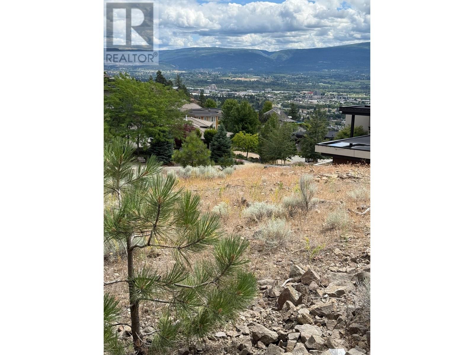  720 Pinehaven Court, Kelowna