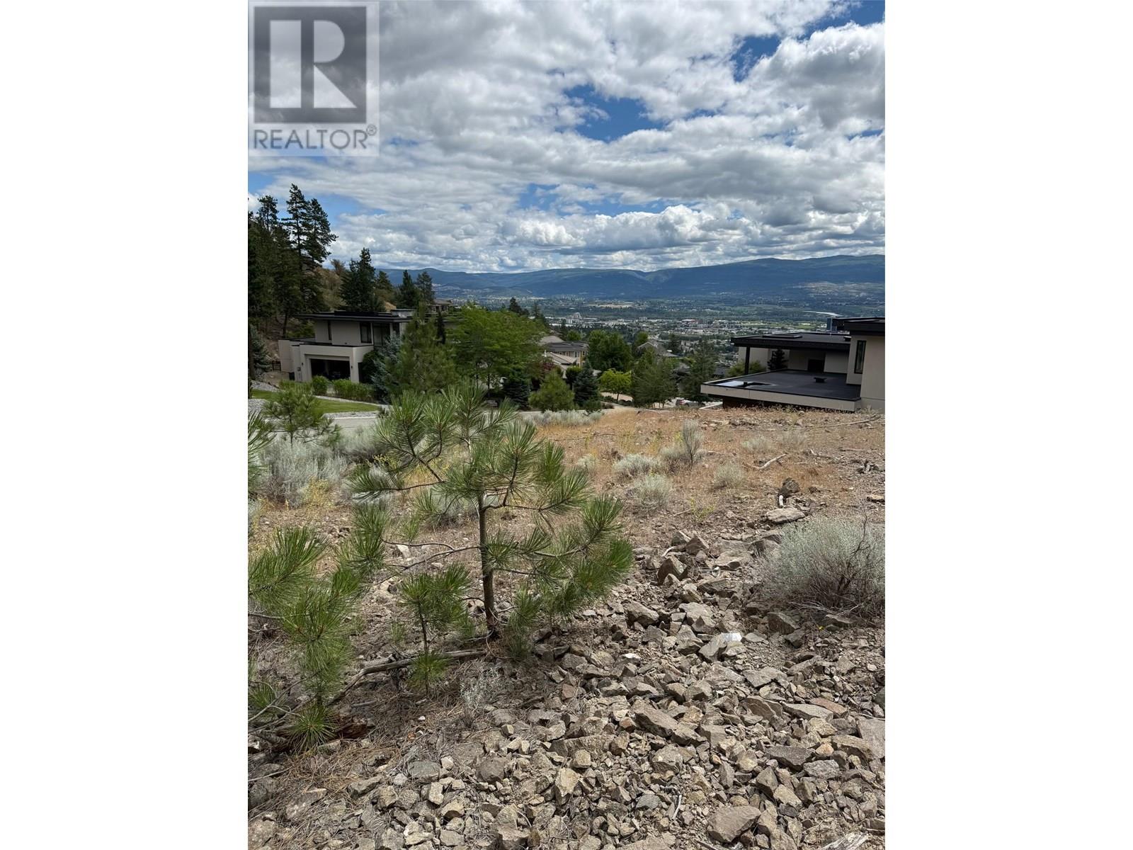  720 Pinehaven Court, Kelowna