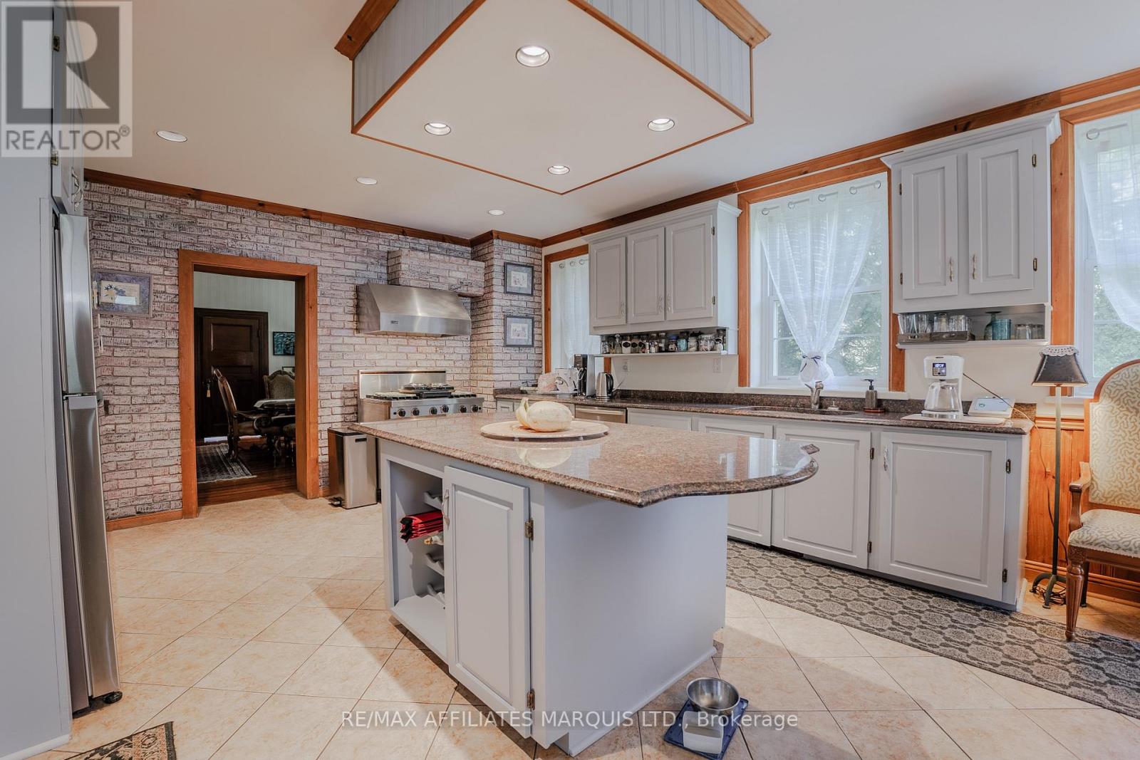 Photo 18 of 20763 Old Highway 2 Road, South Glengarry ON