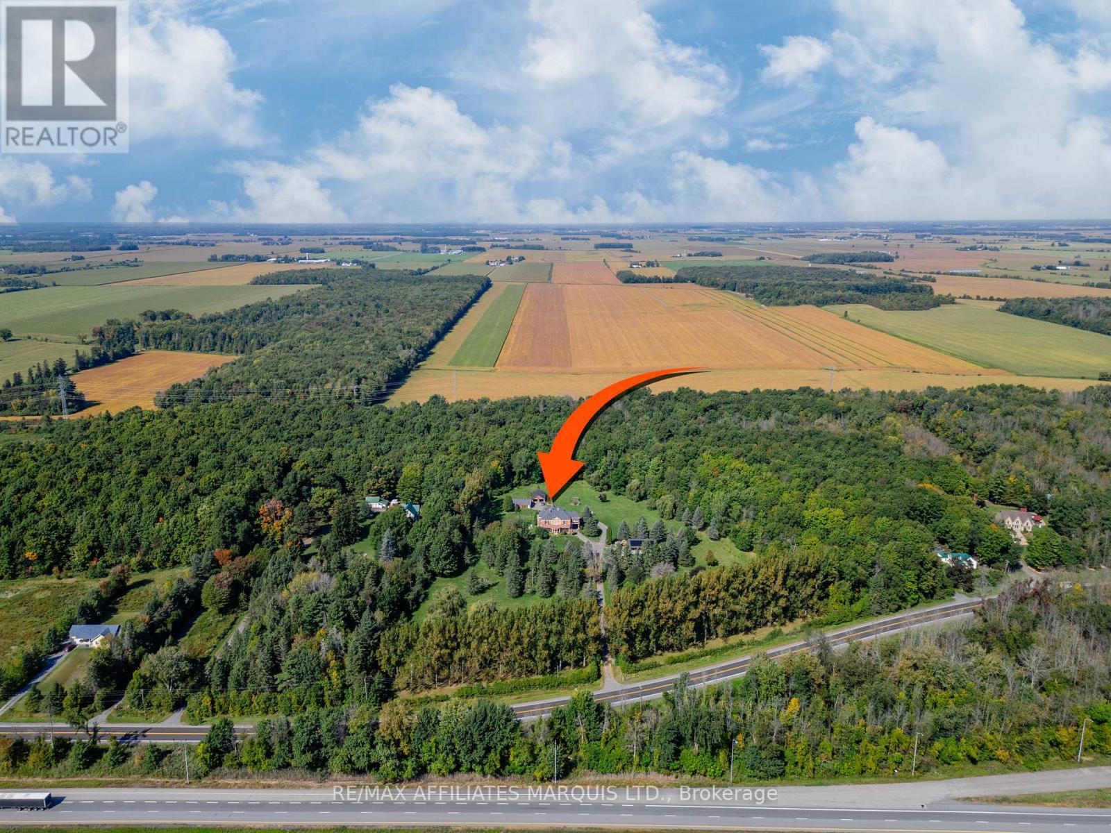Photo 35 of 20763 Old Highway 2 Road, South Glengarry ON