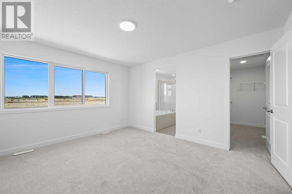 Photo 9 of 19843 44 Street Se, Calgary AB