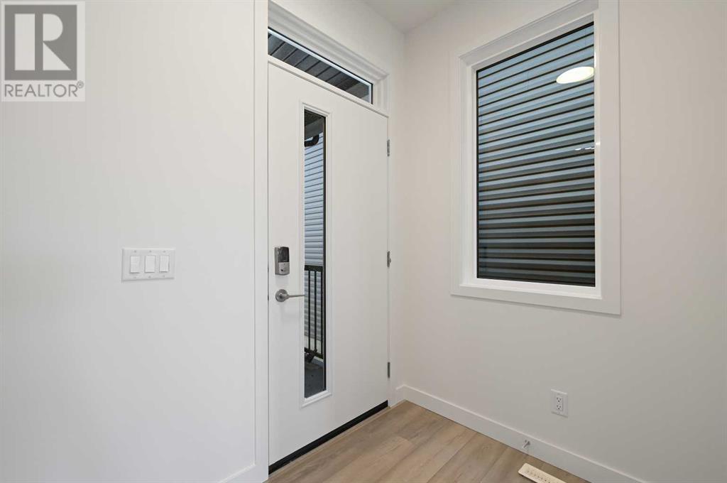 Photo 7 of 19843 44 Street Se, Calgary AB