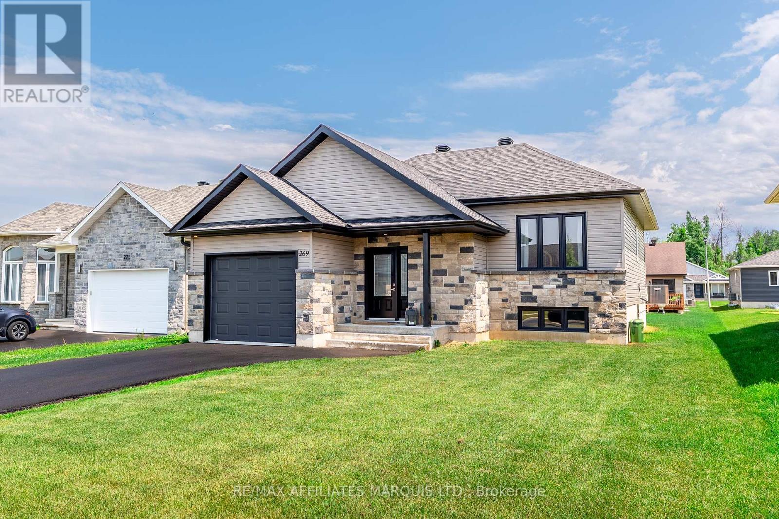 Photo 1 of 269 Gillis Avenue, Cornwall ON